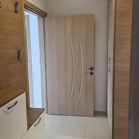 Apartment Nea Agora